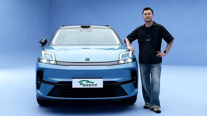 这才是真正的奶爸车 全新领克08EM-P内饰体验