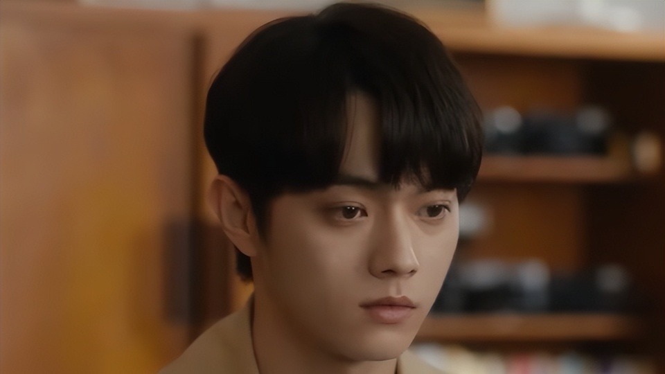 笑不活了，许凯恋情风波升级，我却笑死在于正评论区封面图