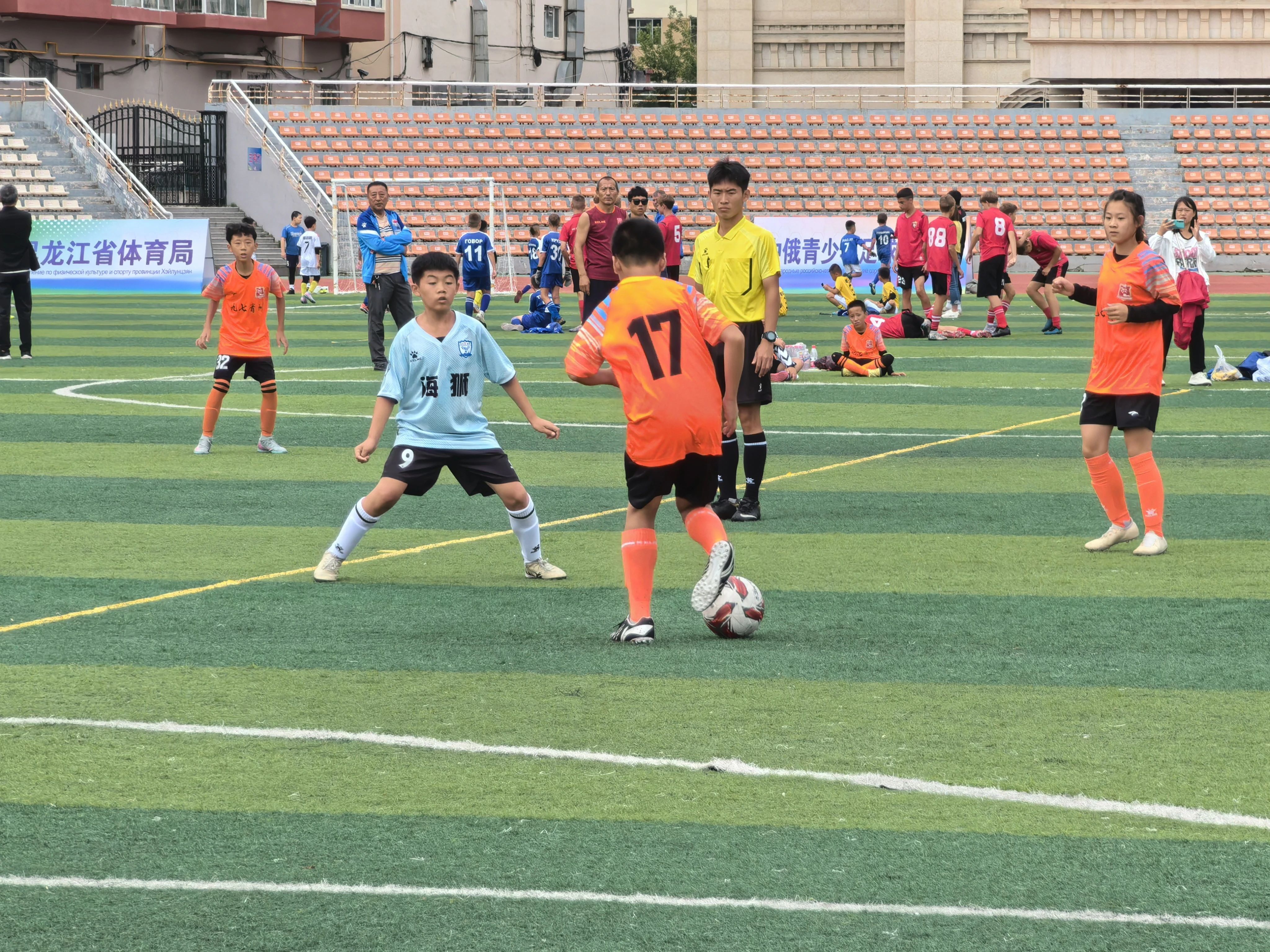 让足球筑起友谊之桥2025中俄青少年足球友谊赛在黑河开赛
