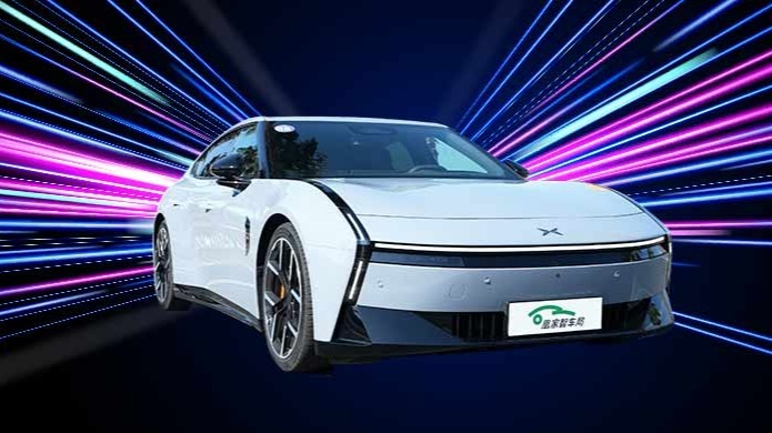 小鹏最好开的一辆车没有之一 小鹏新P7动态体验｜凰家智车局