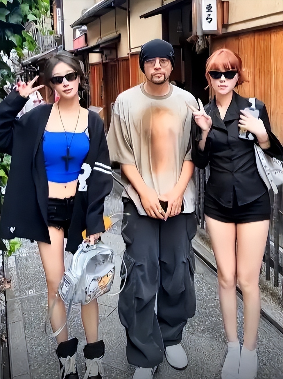 钱再多有什么用！46岁周杰伦现状曝光！病情严重到走路需要人搀扶(图17)