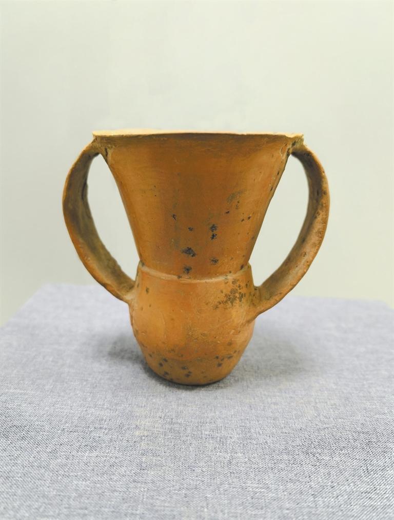 齐家文化双大耳罐　齐家文化博物馆藏