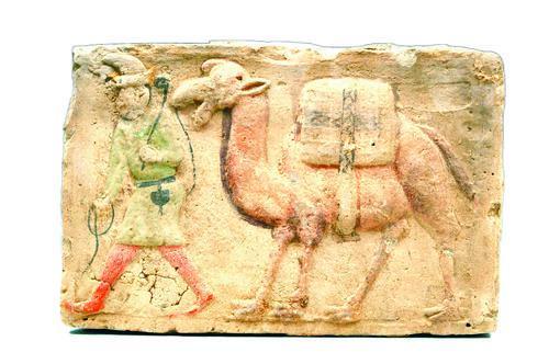 唐模印胡商牵驼画像砖　山丹县博物馆藏