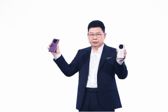 一文读懂华为Mate XTs非凡大师及全场景新品发布会