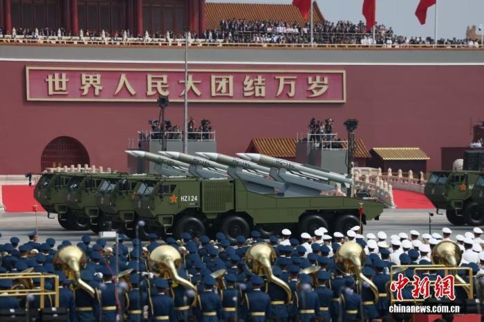 9月3日，纪念中国人民抗日战争暨世界反法西斯战争胜利80周年大会在北京天安门广场隆重举行。