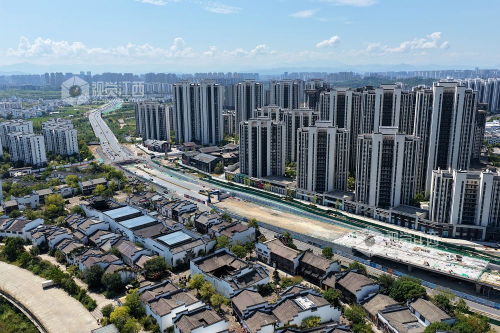 這是2025年8月30日在江西省上饒市廣信區羅橋街道辦事處境內拍攝的一組畫面。