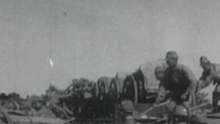 日军投入九成兵力 中国硬撐东方战场 80年前的今天 日本签投降书