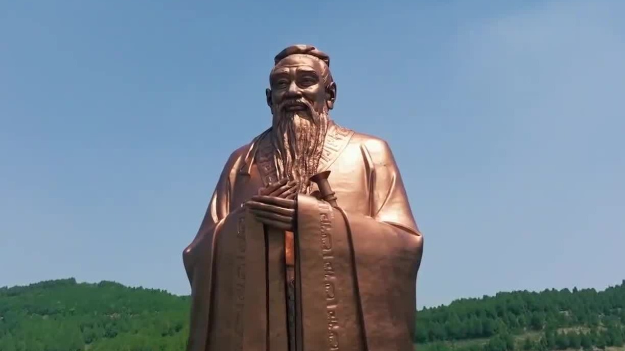 在信息多元化的时代，如何让更多年轻人认识孔子并传承他的思想？