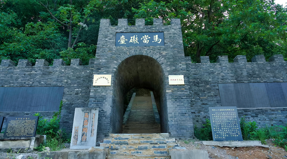 江西九江市彭泽县爱国主义教育基地马当炮台遗址。(柯恒 摄)