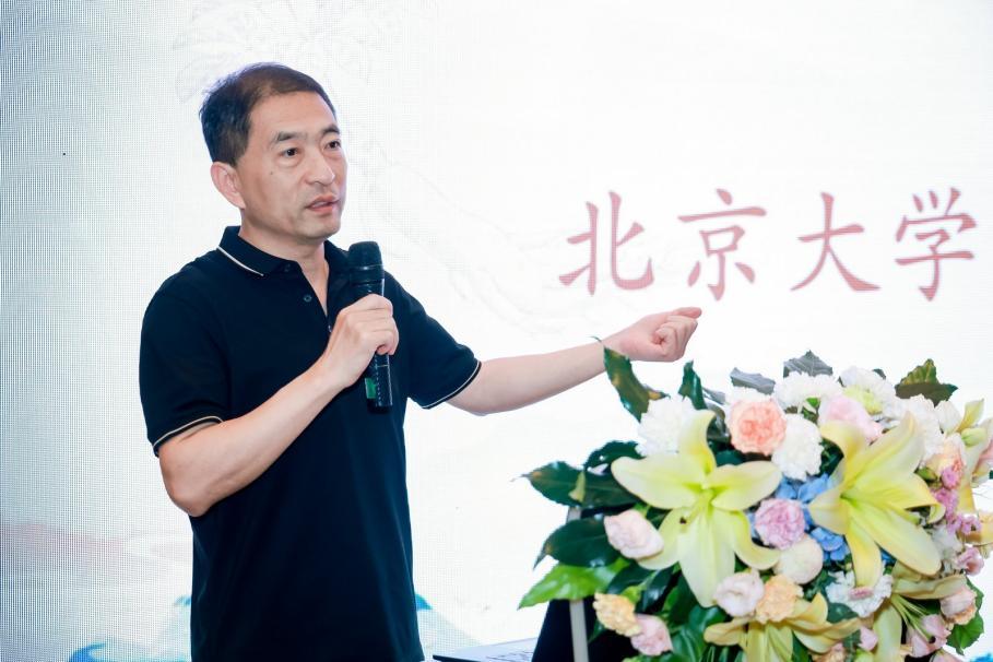 图:北京大学深圳医院营养科主任张明