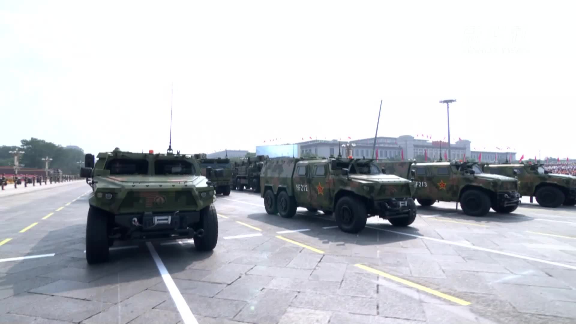 阅兵现场丨装备保障方队：武器装备的“铁甲医院”