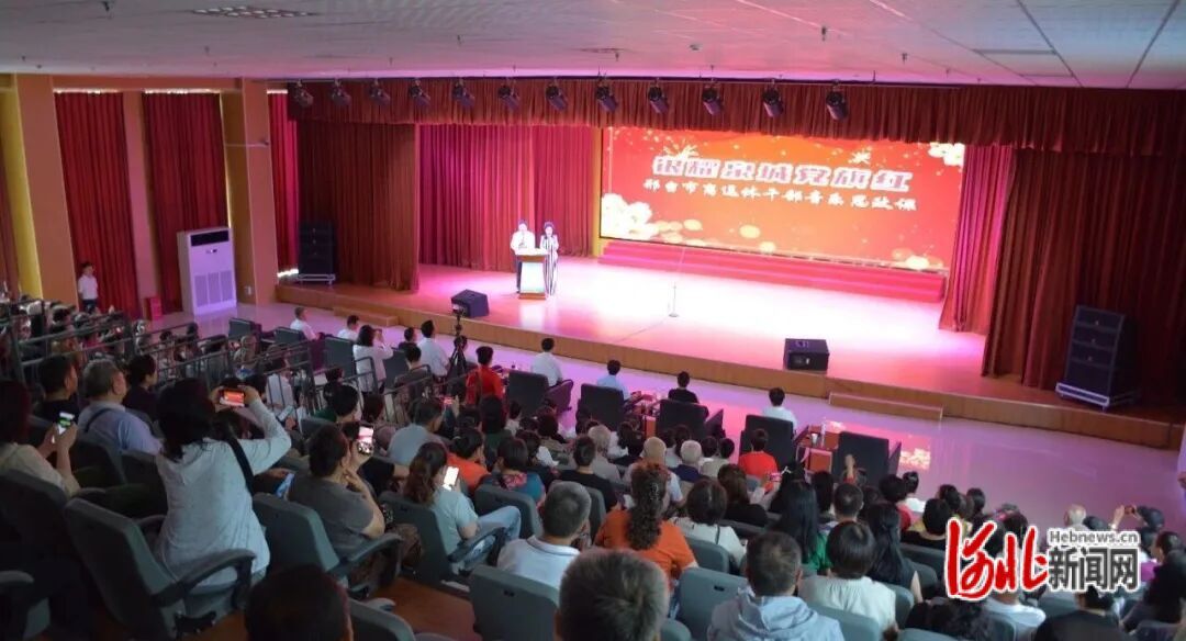 图为音乐思政课现场。
