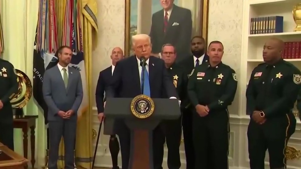 中期选举悬了？川普支持率暴跌至40%，共和党前景堪忧