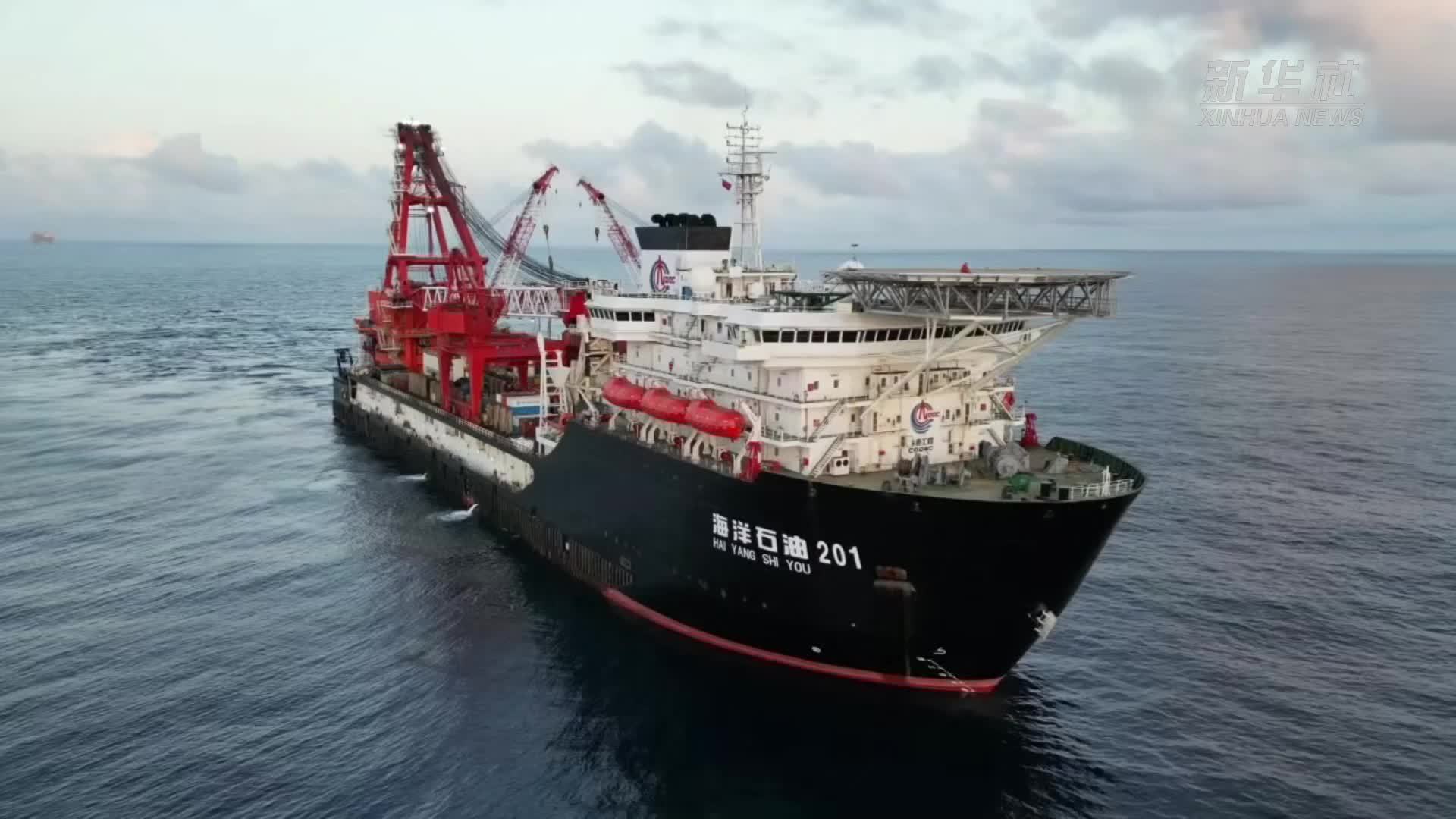 我国承揽最大金额中东海管铺设项目首条海管铺设完成