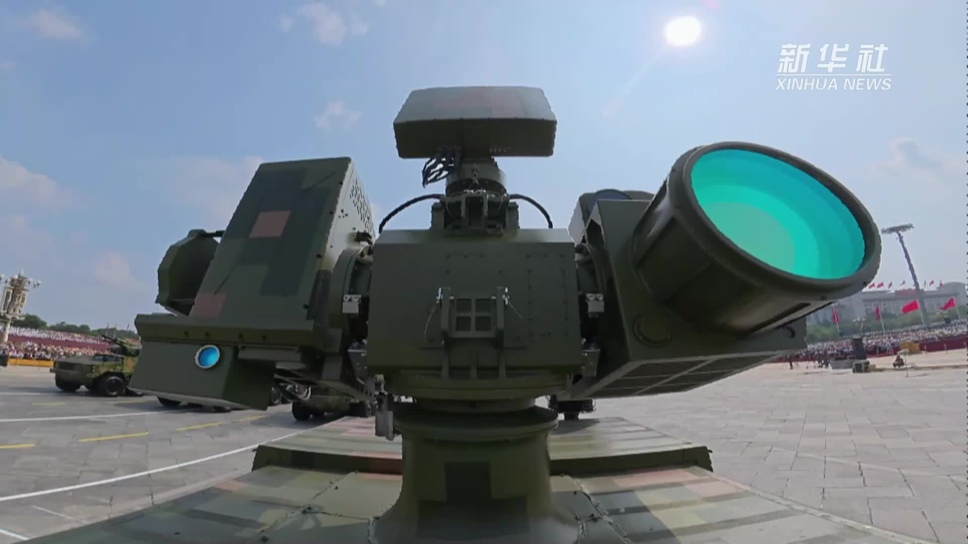 阅兵现场丨反无人机方队：软杀伤硬摧毁 制胜无人作战