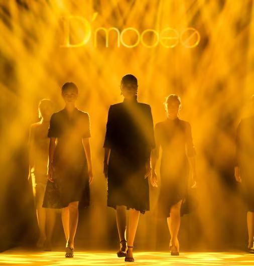 2025郑州时装周圆满闭幕 中原时尚绽放艺秀光芒