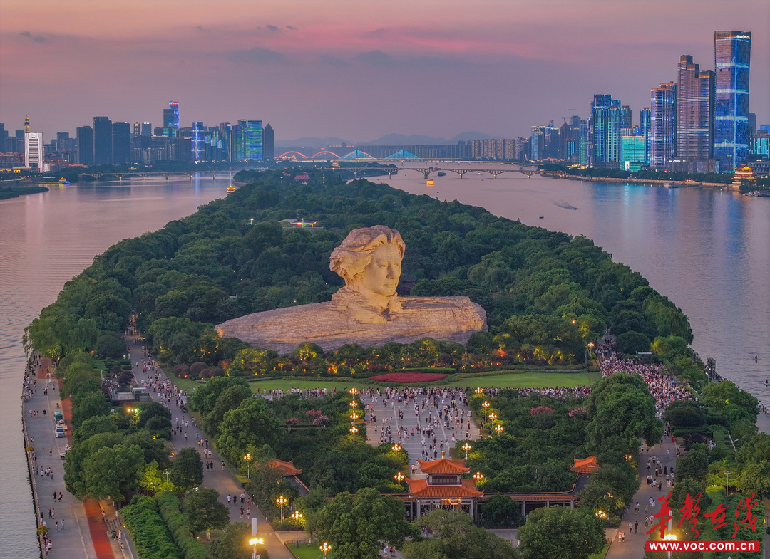 橘子洲 郭立亮 摄