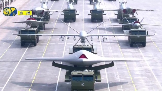 多款新型隐形无人僚机首次公开亮相