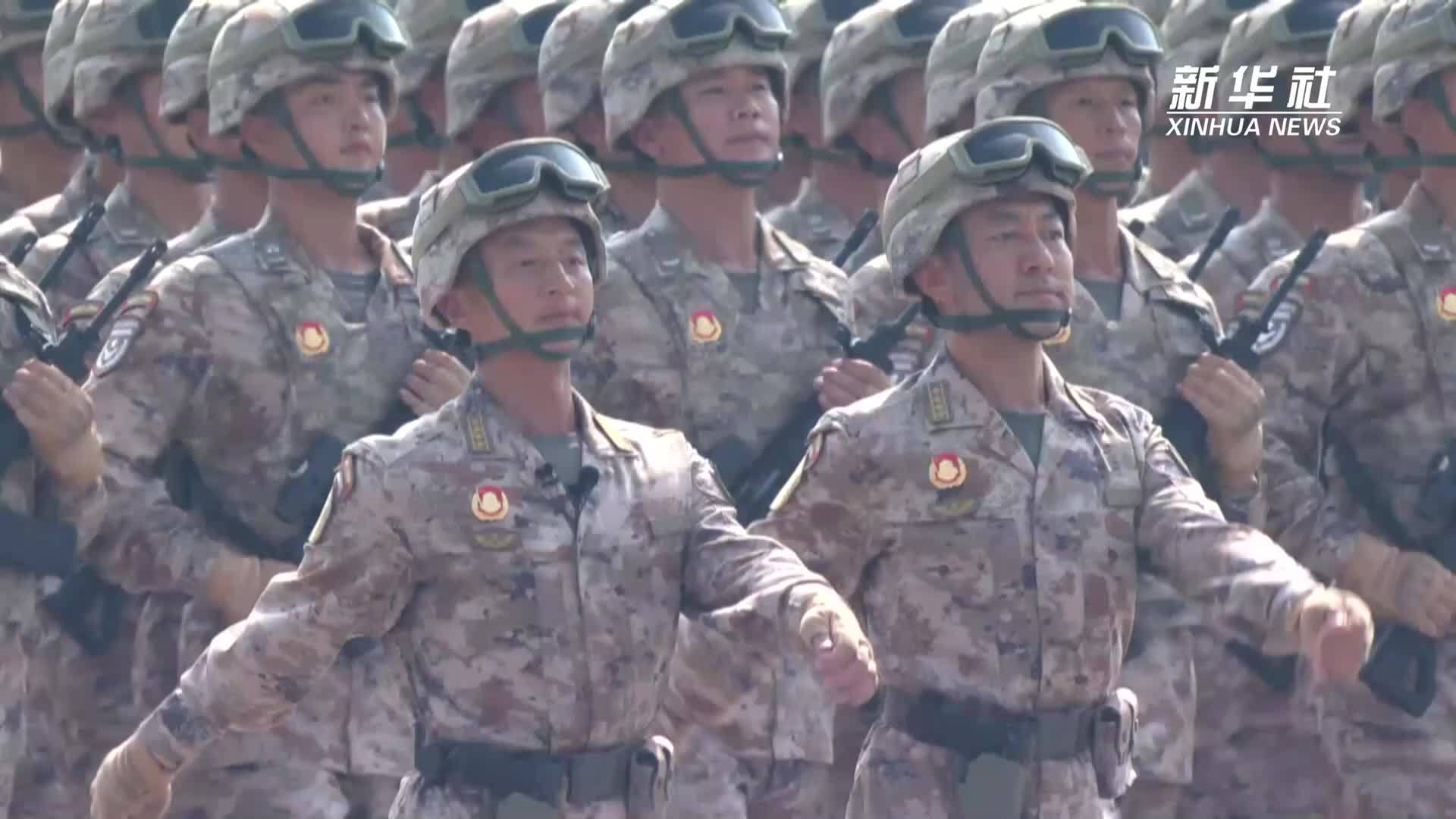 阅兵现场丨预备役部队方队：受阅队员覆盖工农商学兵等各行各业