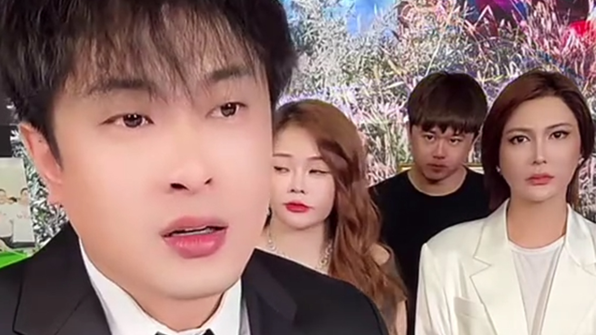 辛选工作人员否认“辛巴因售卖致癌卫生巾被带走调查，目前滞留在香港”