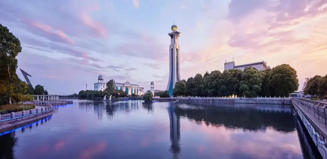 一江两岸龙凤竞合：泰州与常州，有多少“1：1”？