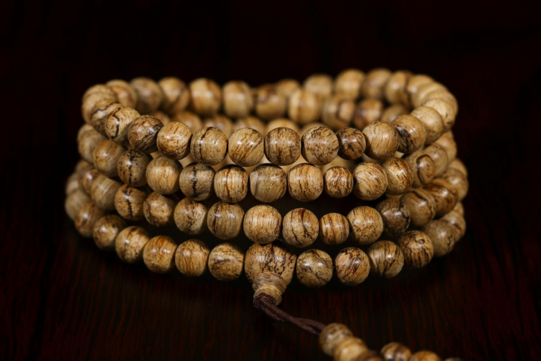 正宗沉香品牌排行榜:高端玩家必看,值得收藏的野生沉香品牌