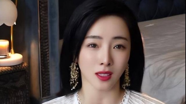 撒贝宁也没想到，离开央视两年的李思思，如今现状印证了鲁豫的话封面图