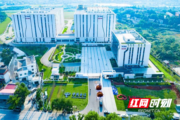 中国电信中南智能算力中心。