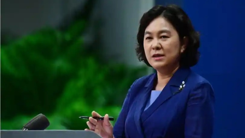 华春莹现身九三阅兵现场：我的心情和你一样兴奋