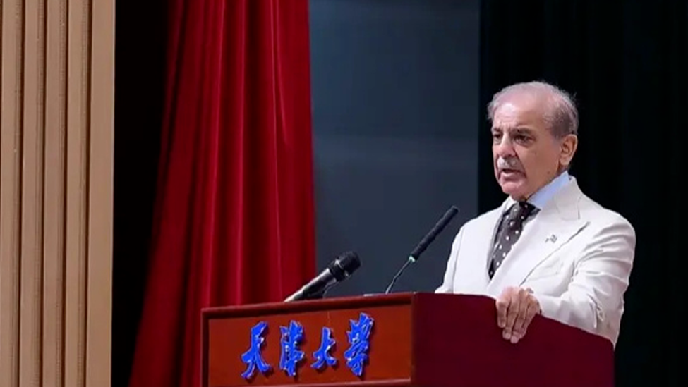 巴基斯坦总理在天津大学演讲时激动敲桌：我们为中国感到自豪，巴中友谊牢不可破