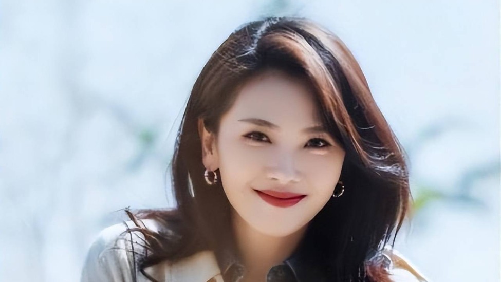 帮刘涛还清5亿的恩人，背景强大到连赵本山都不敢惹，他是谁？封面图