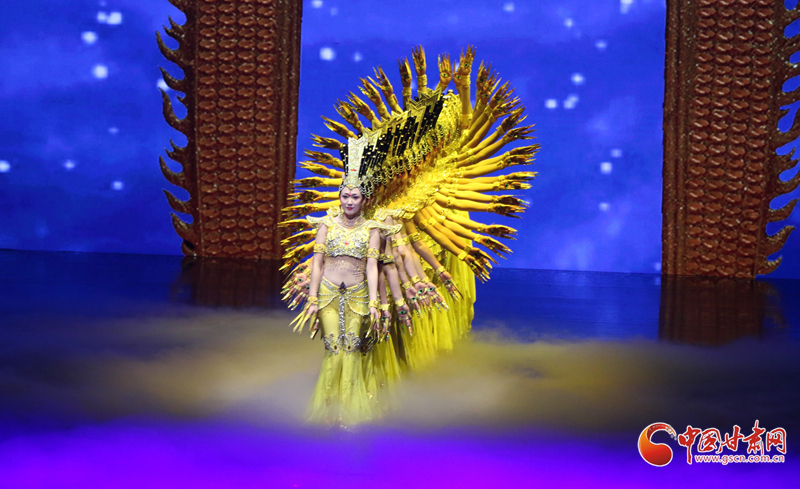 折翼天使用艺术诠释生命韧性