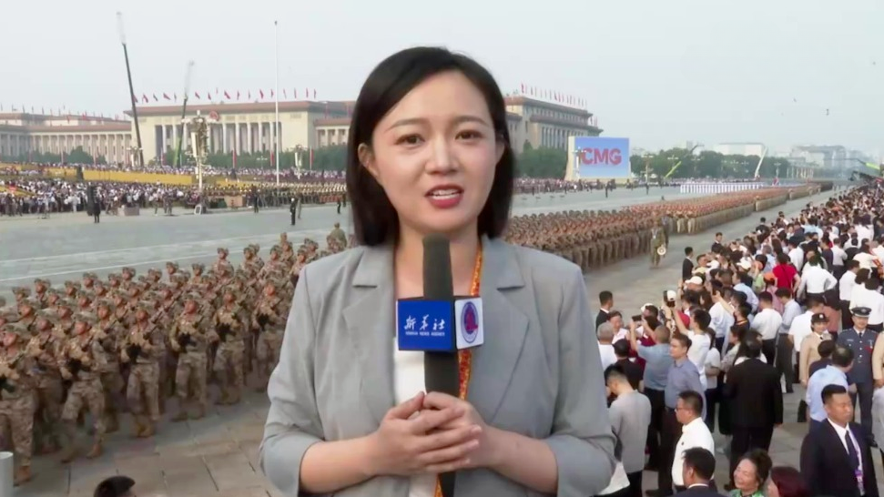 阅兵现场｜三军列阵，铁甲生辉