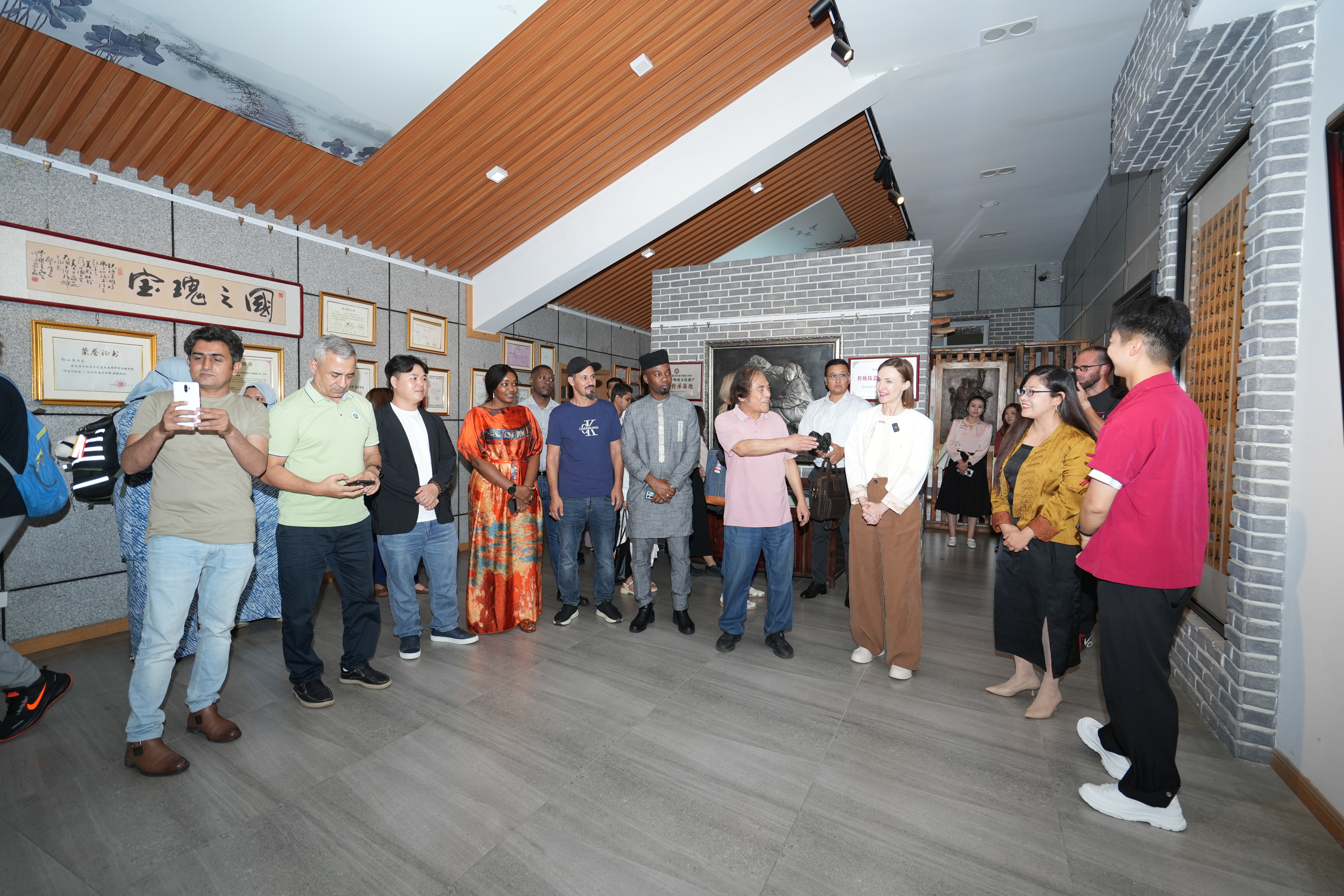 第九届河北省旅游产业发展大会石家庄分会场主题活动 国际友人聚织音 非遗青春焕新彩