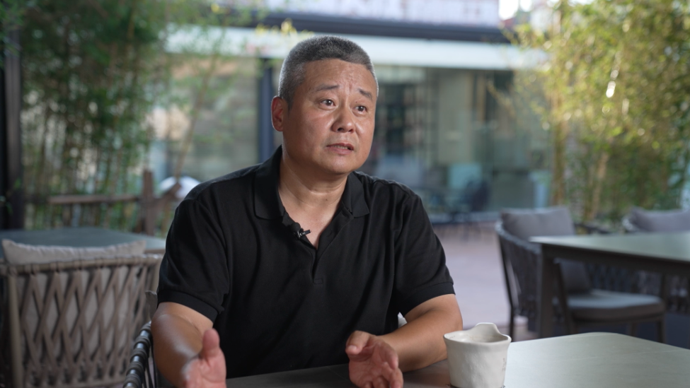 从年入千万到负债4600万，我曾站在山顶想一了百了，直到想起债主身后的家