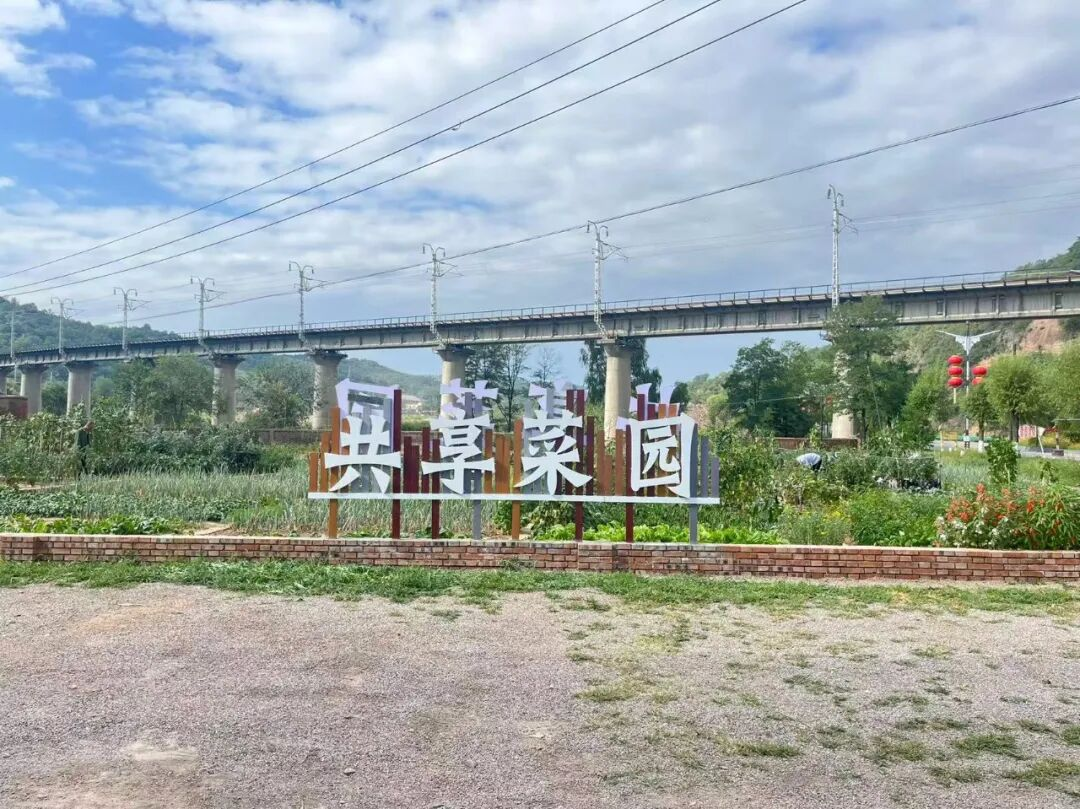 街巷改造扮靓镇区颜值 甘肃华亭内外兼修惠民生