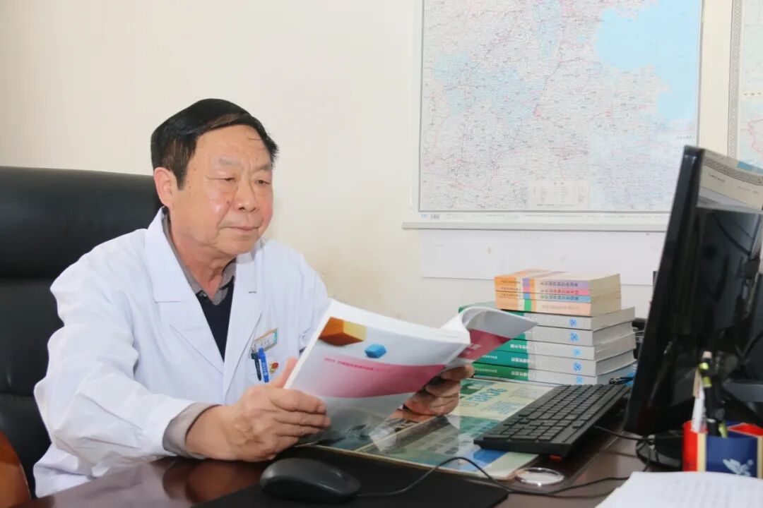 李沧友：四十六载岐黄春秋，德医双馨“攻”肝病