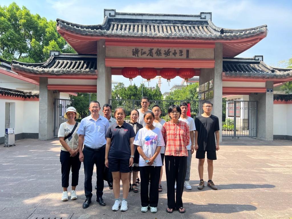 2022年金陽學子赴鎮海中學就讀