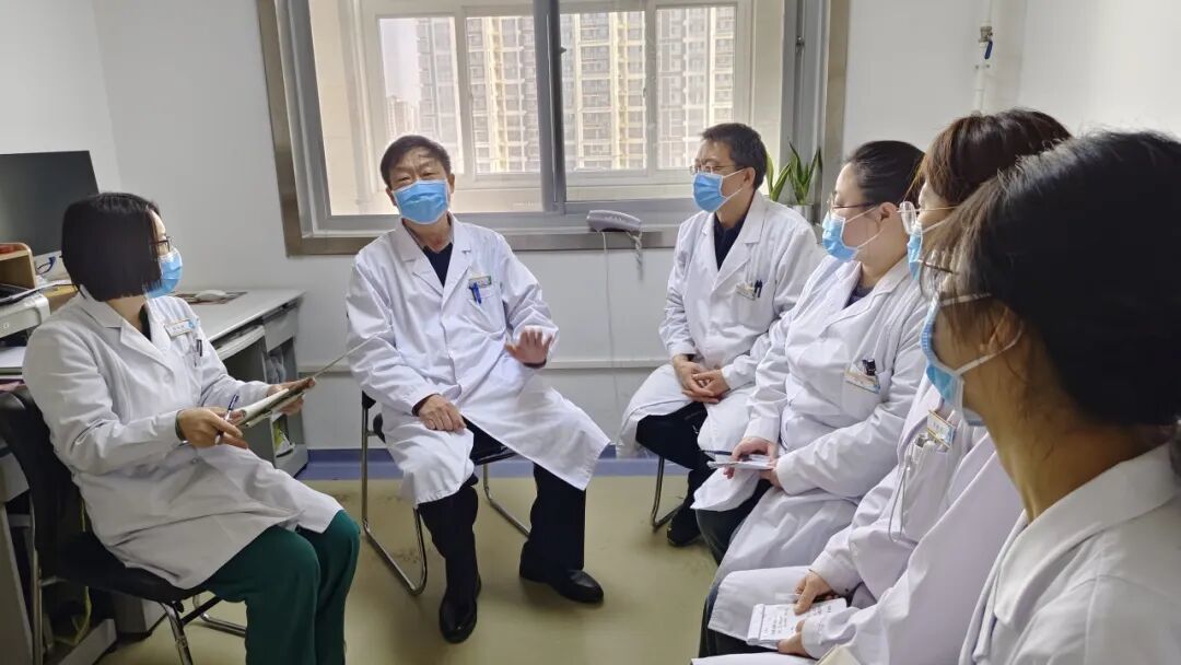 李沧友：四十六载岐黄春秋，德医双馨“攻”肝病