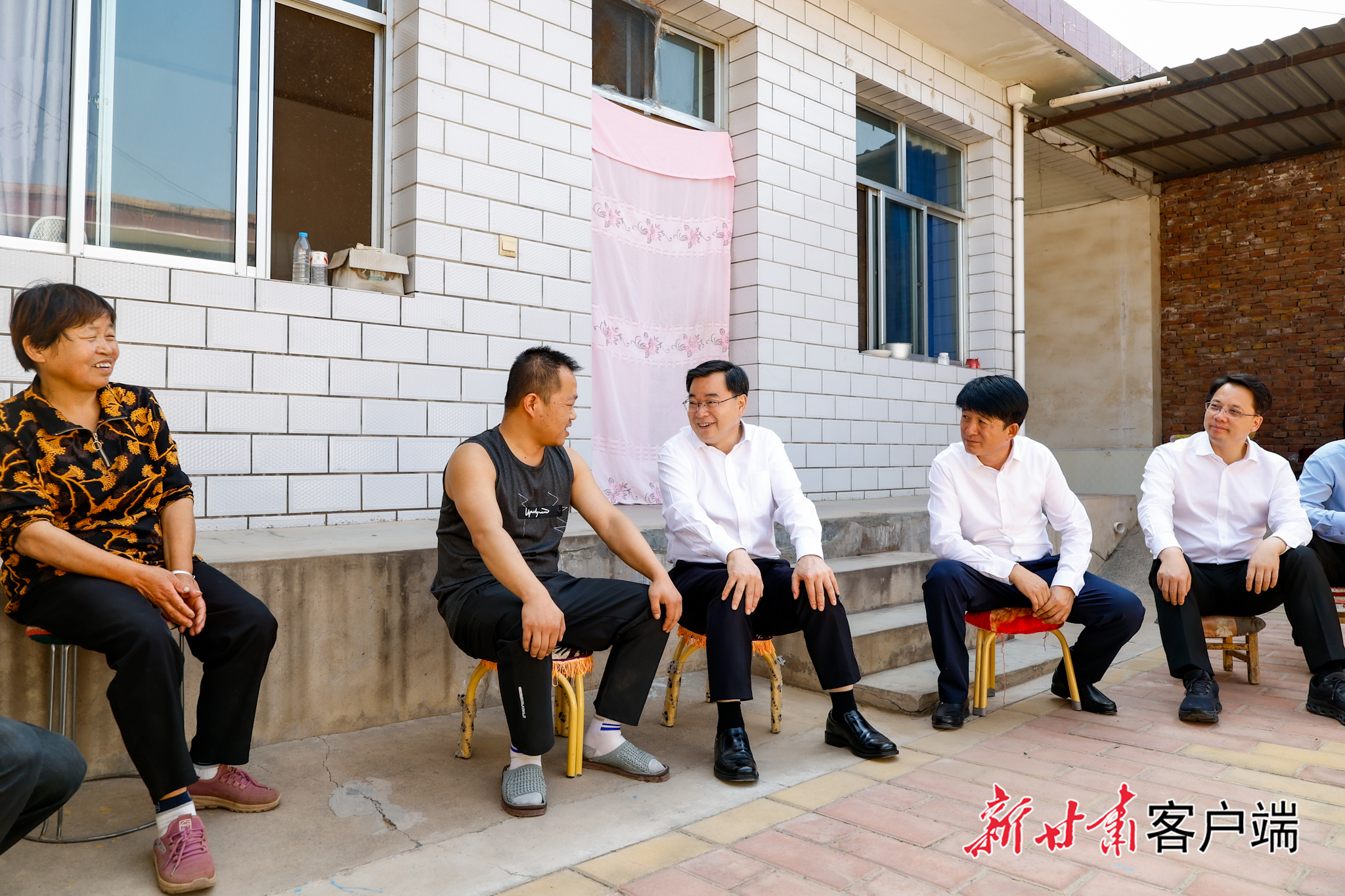 胡昌升：多引三高企业　创造岗位促民增收