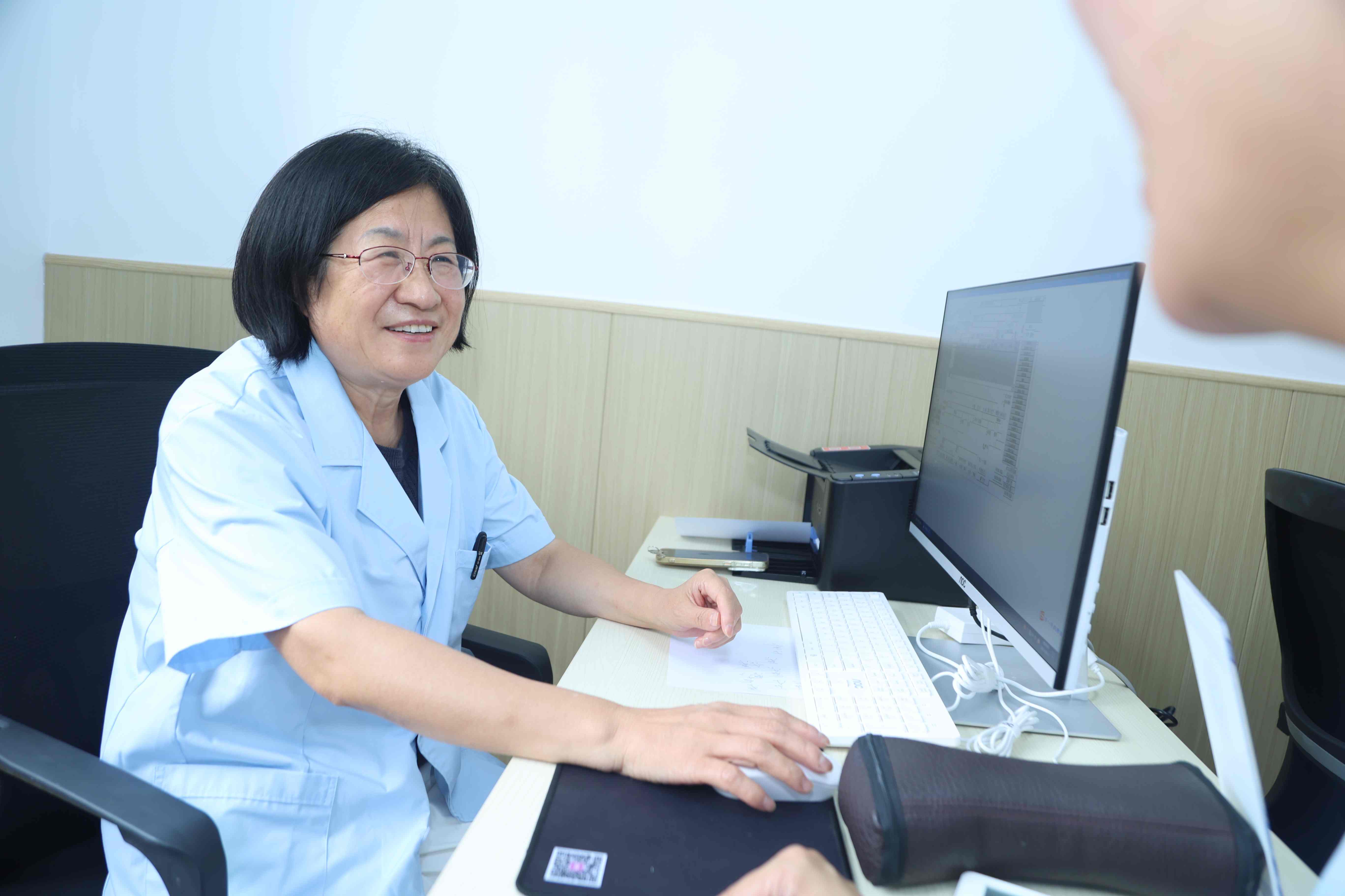 沧州市第三医院：特聘专家助力体重健康管理