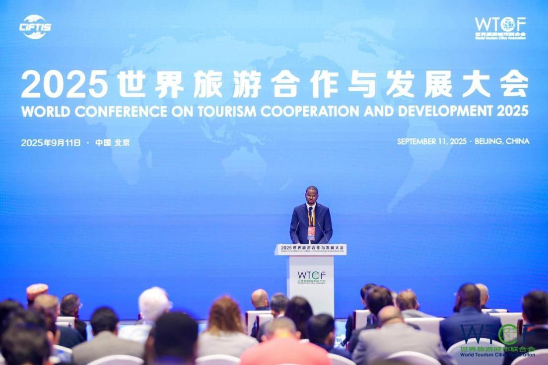 图说:几内亚比绍旅游及手工业部部长塞库纳·巴尔德