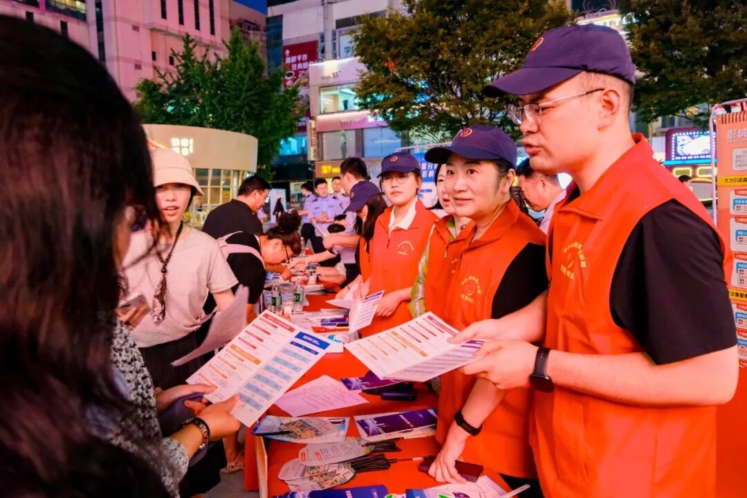 徐州鼓楼文明市集“开张”，政策服务“一站式”送达！