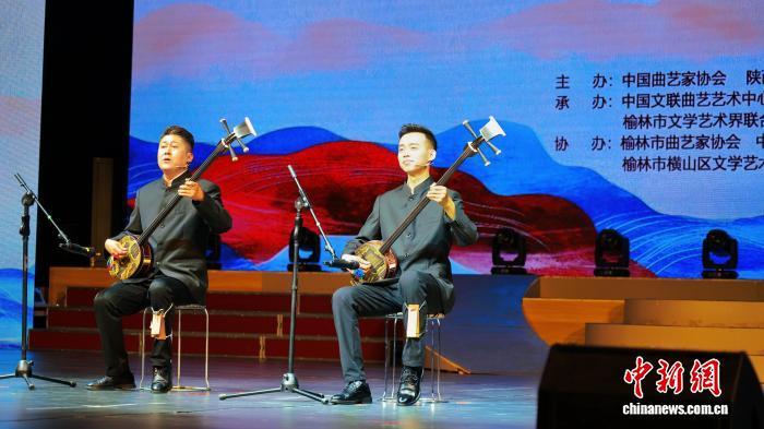 第二屆陜北說書大會在陜西橫山啟動。邊瑞 攝