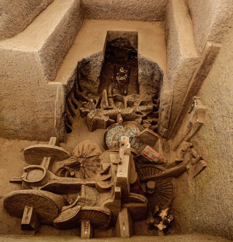 甘肃马家塬武士墓俯视图,年代为公元前四世纪至前三世纪。