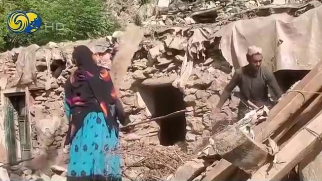 阿富汗难民遭遣返，又因地震陷困境