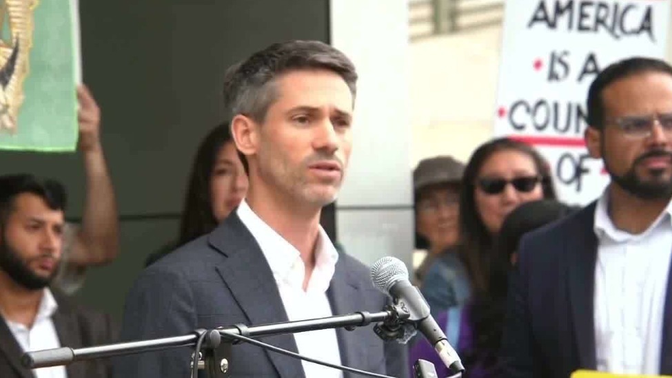 美国圣何塞市拟立法禁蒙面执法，或成全美首例