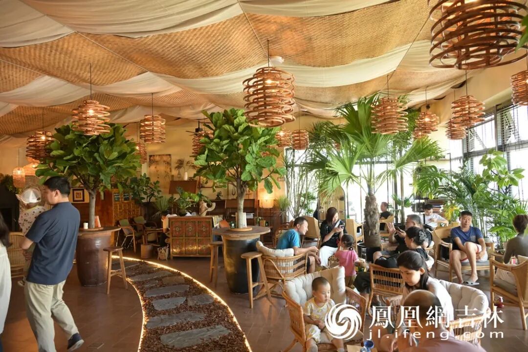 图集｜与航博城同框，长春蓝天公园开园