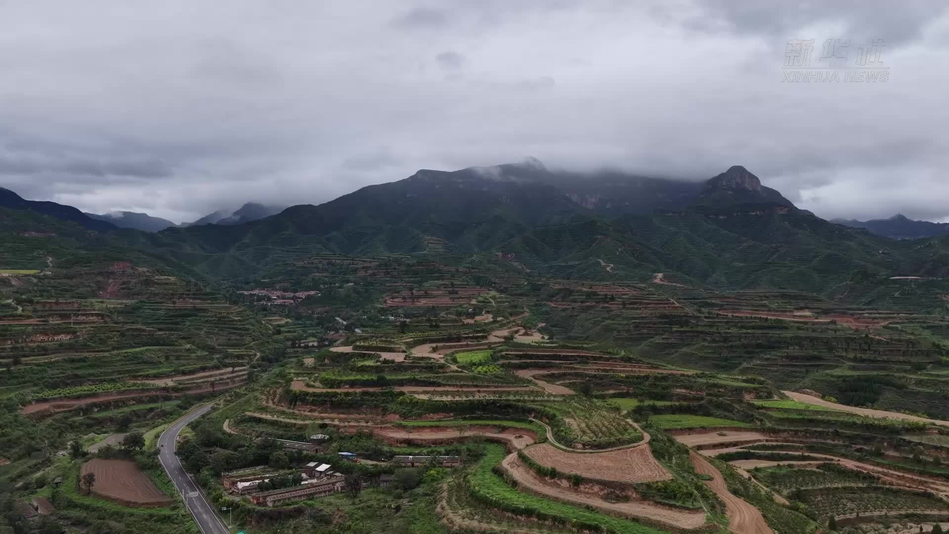 奇妙梦幻 世所罕见——探访山西云丘山冰洞群