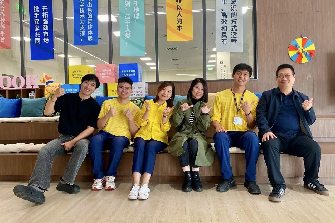 團隊教師與宜家西安團隊合影留念